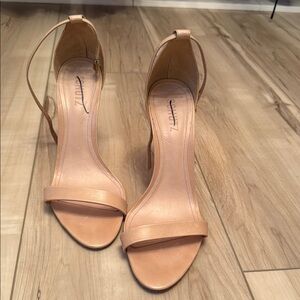 SCHUTZ Tan Stiletto Heels Minimalist Design